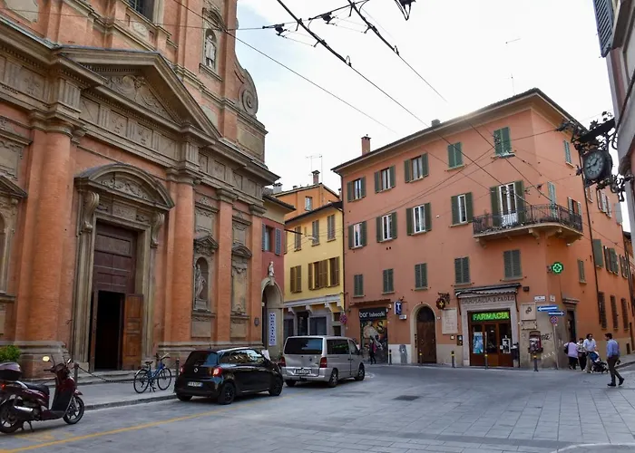 Collegio Di Spagna 13 ボローニャ