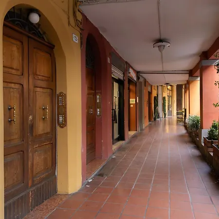 Collegio Di Spagna 13 *