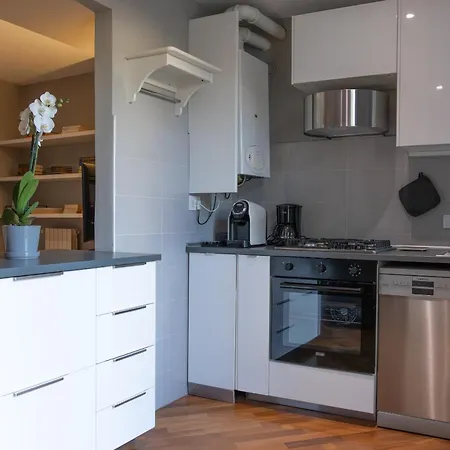 Collegio Di Spagna 13 *