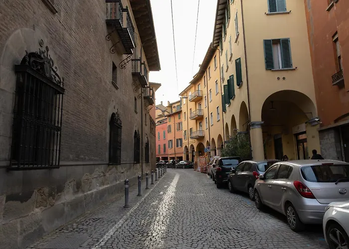 Collegio Di Spagna 13 볼로냐