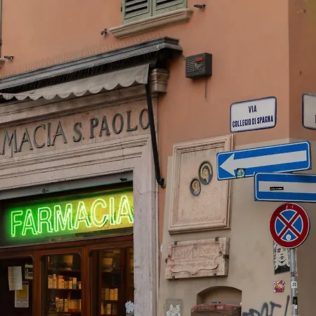 Collegio Di Spagna 13