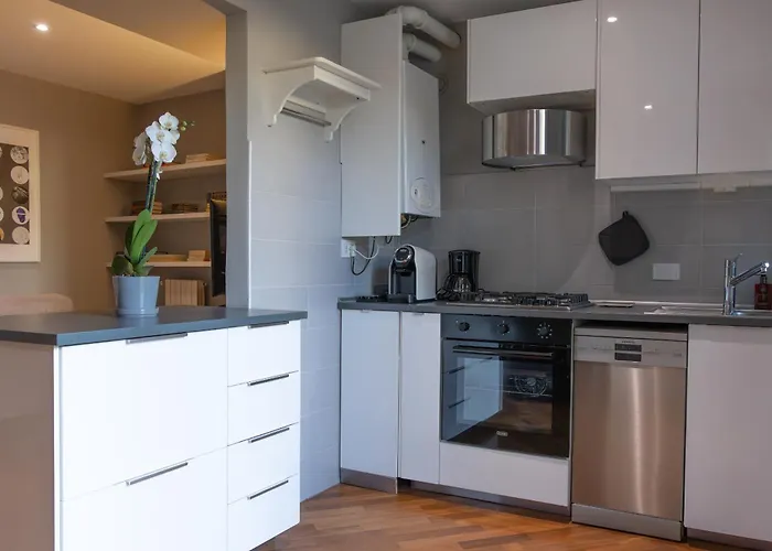 Collegio Di Spagna 13 *